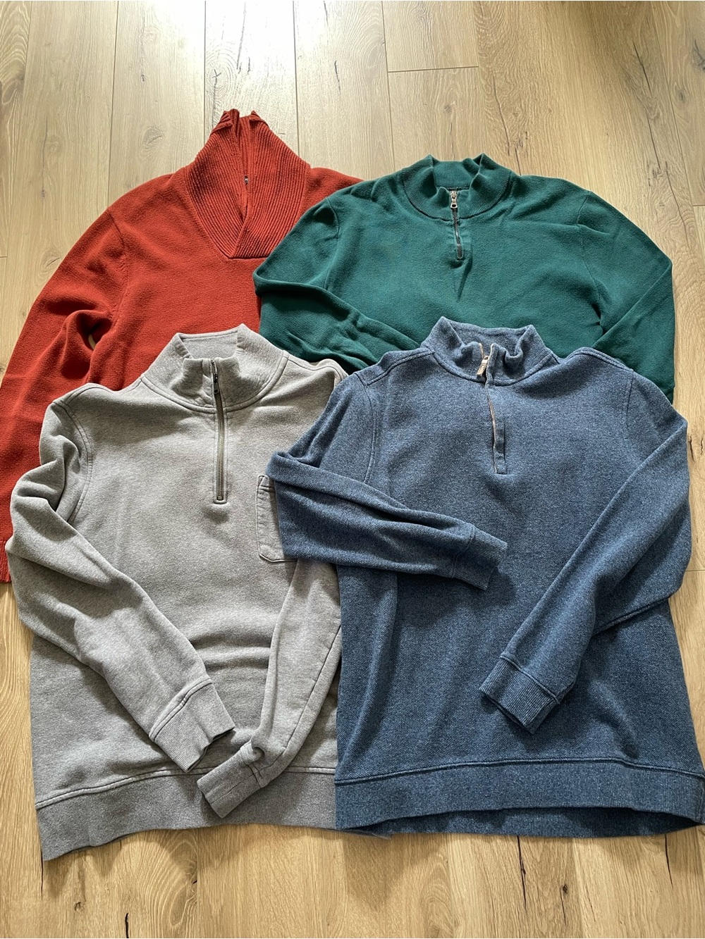 Bundle lot four sweaters quarter zip cowl neck M L slim modern banana republic